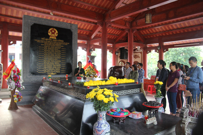 Du lịch tâm linh Bắc Trung Bộ với những địa chỉ đỏ ảnh 1
